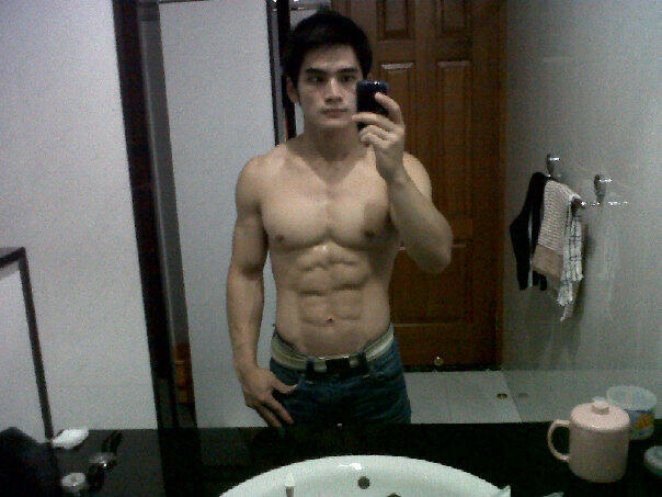 Tips Untuk membuat otot perut menjadi six pack tanpa ke gym