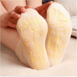 kaos kaki akupuntur