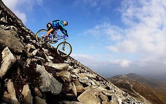 SIAPA YG BERANI SEPEDAAN DITEMPAAT INI !!!?