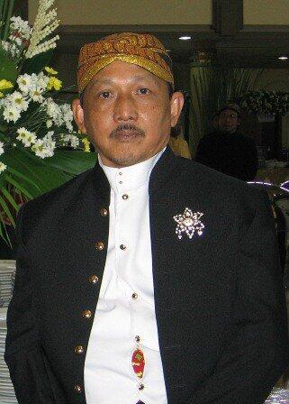 PAKAIAN JAWA - SURJAN - BESKAP - BATIK CUSTOM