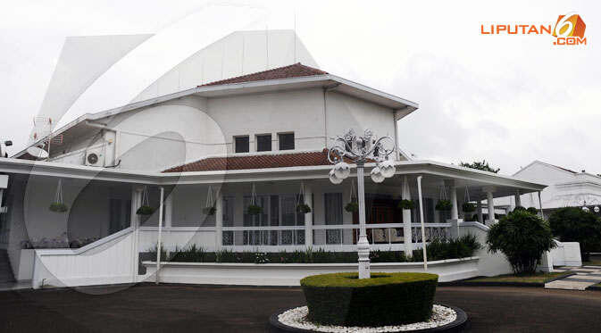 Yuuuk kita jalan-jalan liat rumah Dinas Gubernur Jabar..