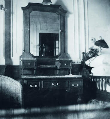 Foto Asli Suasasna di Kapal Titanic Sebelum Tenggelam