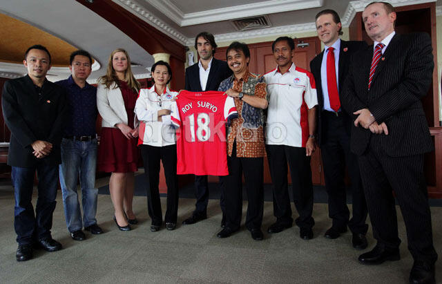 Ke Balai Kota, Robert Pires sambangi Bareng Jokowi