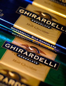 8 Merk Cokelat Ternama di Dunia Ini Telah Membuat Jutaan Orang Bahagia