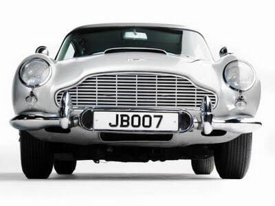 Koleksi mobil dari James Bond gan