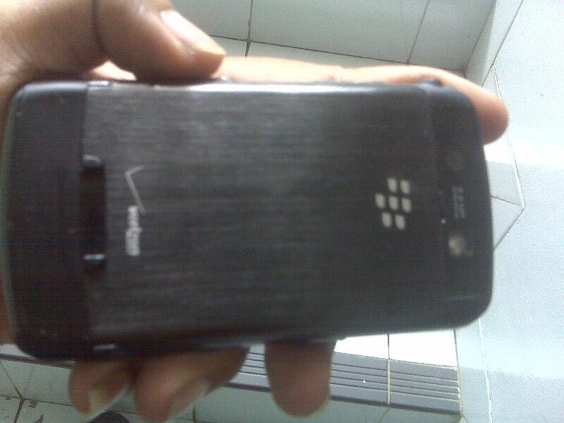 BB BLACKBERRY STORM 9500 MURAH GAN