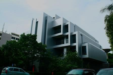Menengok Kemewahan Fasilitas Perpustakaan ITB