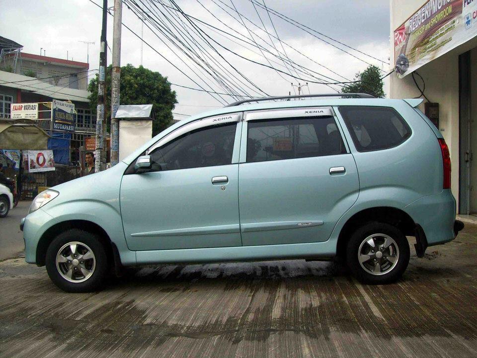 Daihatsu Xenia Li Sporty VVTi MT 2007