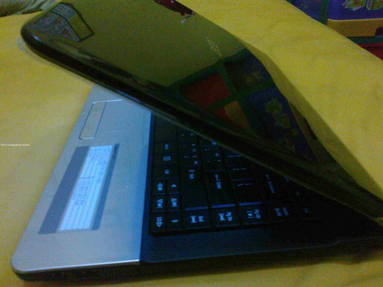 LAPTOP ACER E1-471, CORE I3, KONDISI EXCELLENT