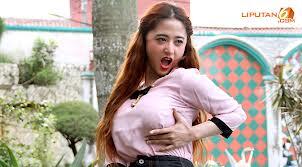 10 Seleb Indonesia Dengan Ukuran Bra Terbesar