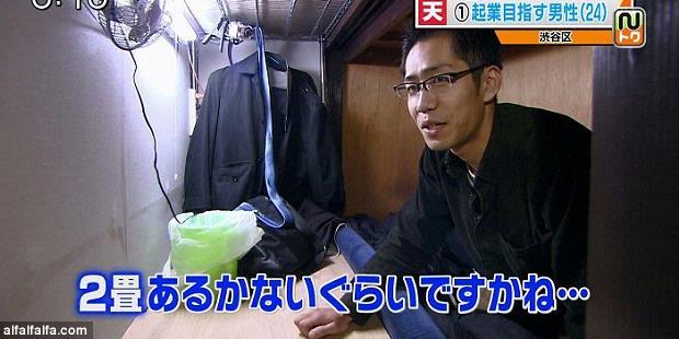 Profesional Muda Tokyo Hidup di &quot;Peti Mati&quot;!