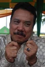 Walikota bergaya chibi2....