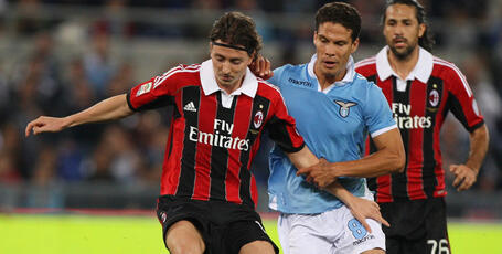 Ac Milan Vs Lazio, Perbaiki Posisi