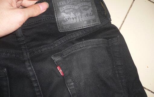 Terjual jual celana levis original 