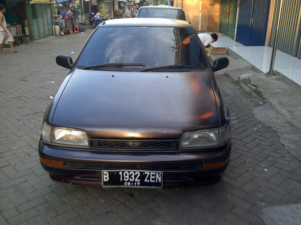 DAIHATSU CHARADE CLASSY TAHUN 1994