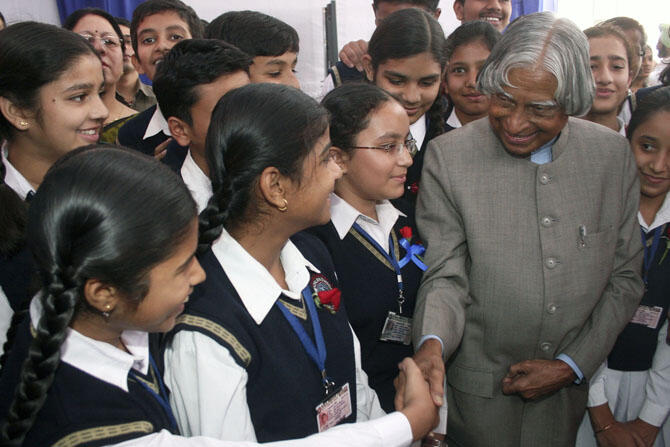 sebuah negara dengan nama srilanka