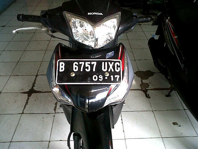 SUPRA X 125 CW HELM IN 2012