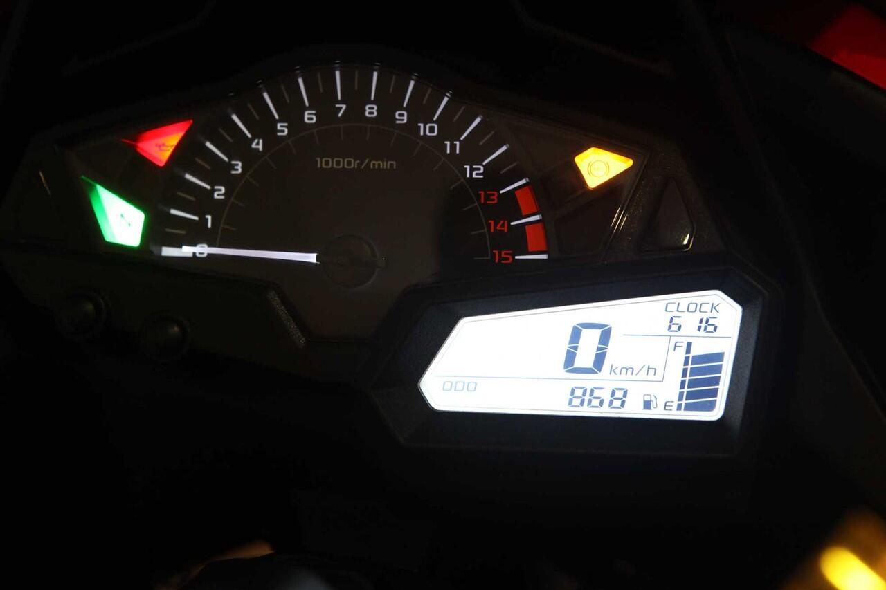Jual Kawasaki NINJA 250 Fi ABS full modif STNK 02/13 like new