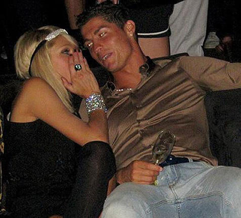 Deretan Mantan Kekasih Christiano Ronaldo (ada yg bening ada yg kagak)