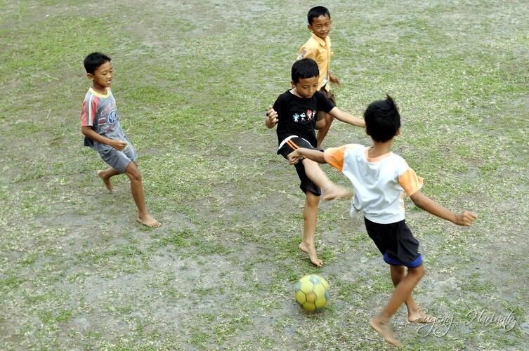 Yang pernah merasakan jadi anak-anak masup mari gan