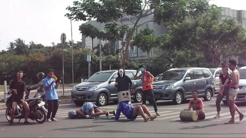 Harlem Shake Trffic With Yamaha. buatan ane gan di jamin ngakak hahaha