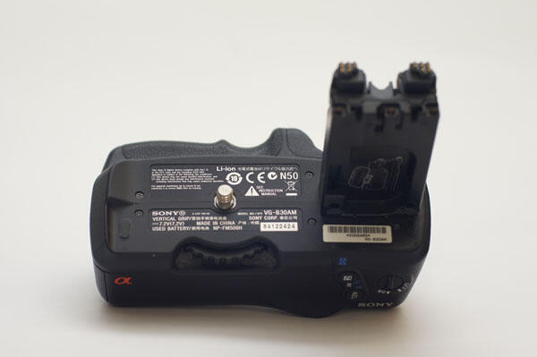 VG BG30AM untuk sony a200 a300 a350