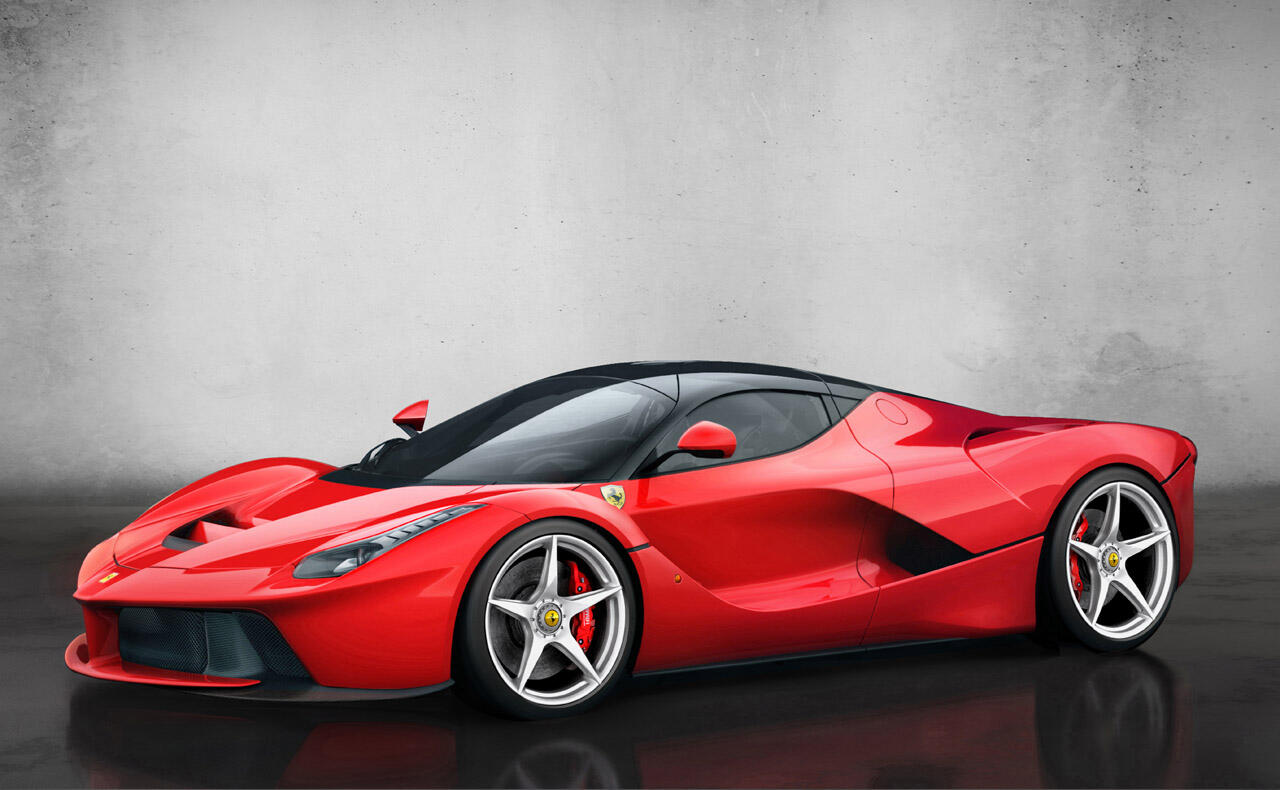 Here she comes, laferrari best italian enzo succesor