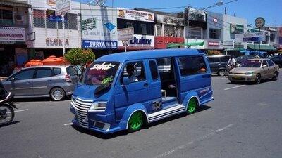 Ini baru namanya angkot kereennnnn