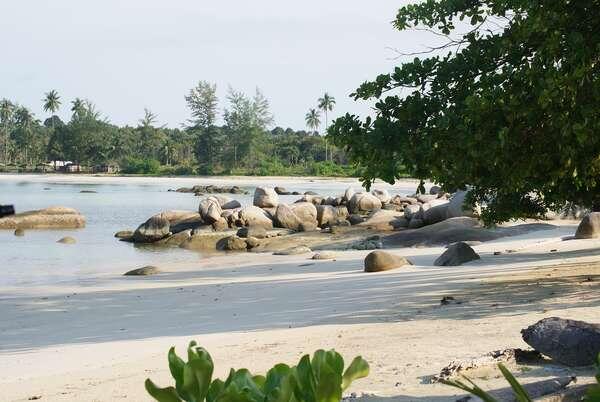 Pantai Trikora, Si Perawan Cantik dari Kepulauan Riau