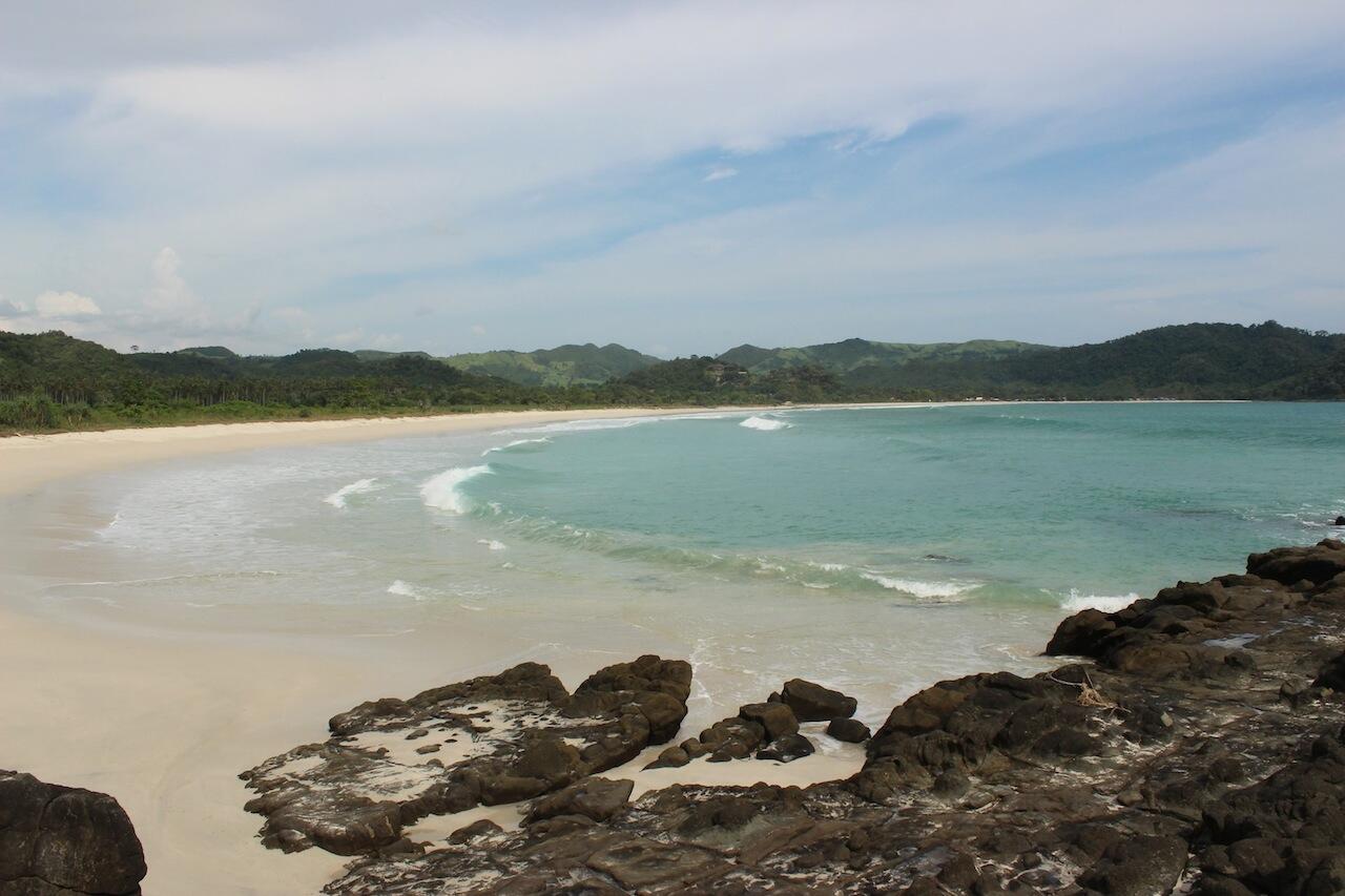 Perjalanan Lombok Tengah - 1 arah, 2 kafe dan 3 pantai