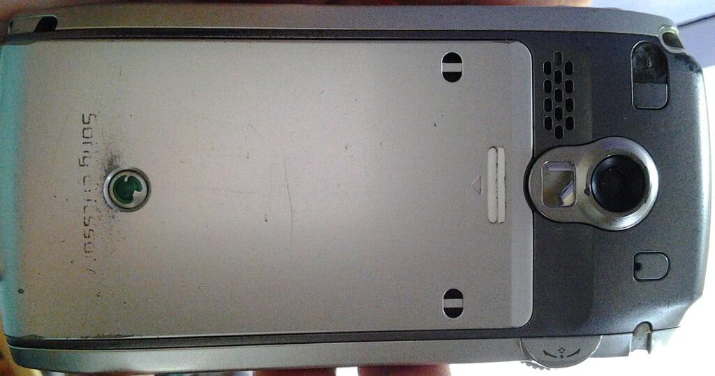 REPOST => Jual BUTUH HP jadul soner P910 batangan Jkt apa adanya