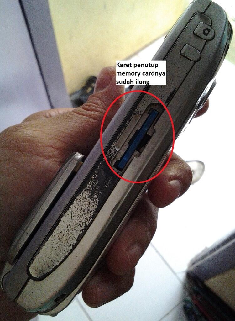 REPOST => Jual BUTUH HP jadul soner P910 batangan Jkt apa adanya