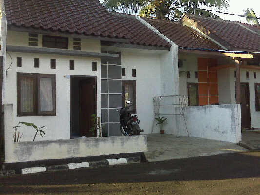 DIJUAL RUMAH DI CIOMAS PERMAI, BOGOR ( YW01B) NON CLUSTER