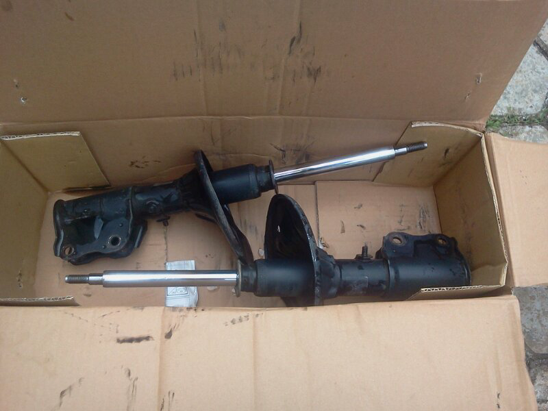Shockbreaker Mitsubishi Lancer CB5