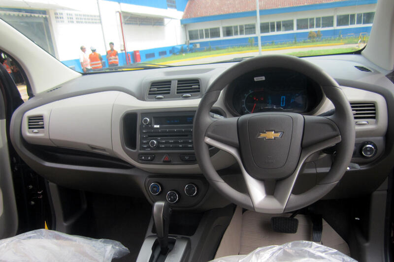 <<New Chevrolet Spin Ltz 1.5cc At Triptonic And manual>>Ready Stock