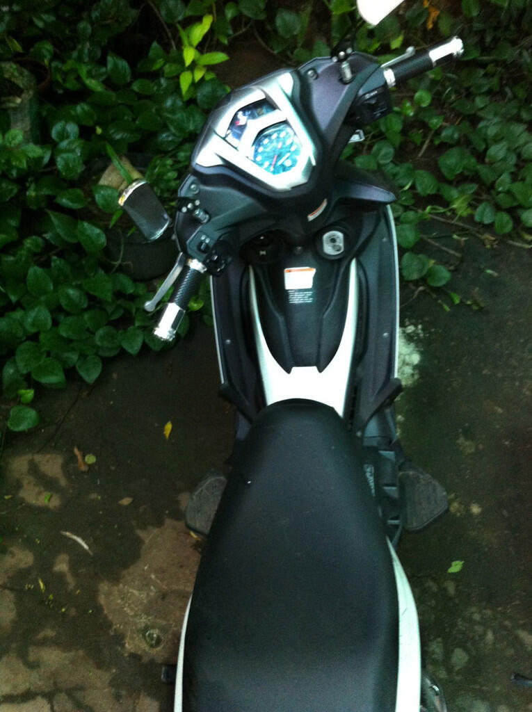 ★★★★★ Yamaha Lexam Tahun . 2011 Akhir Warna PUTIH!! ★★★★★