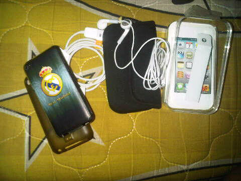 WTS : Ipod Touch Gen. 4 8GB