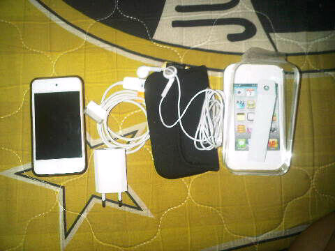 WTS : Ipod Touch Gen. 4 8GB