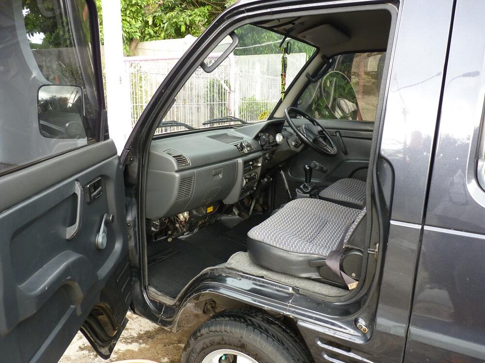 Jual mobil suzuki futura grv 1.5 th 2003