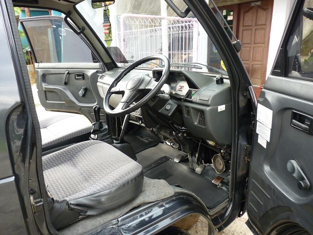 Jual mobil suzuki futura grv 1.5 th 2003