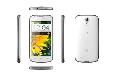 ZTE Rilis N909: Quad-Core 1,5 Jutaan Berlayar 4,5 Inch