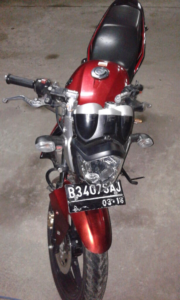 VIXION 2011 JAKARTA SELATAN JUAL CEPET BUTUH UANG