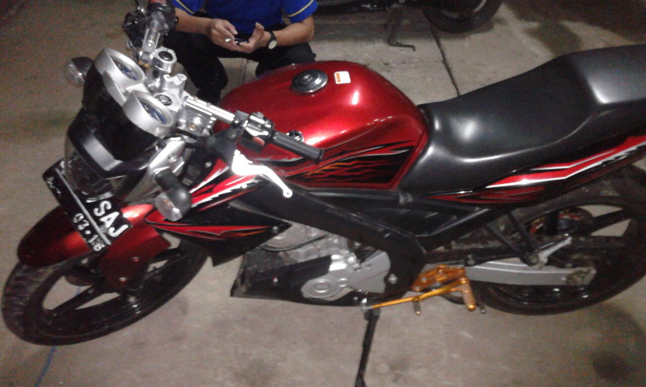 VIXION 2011 JAKARTA SELATAN JUAL CEPET BUTUH UANG