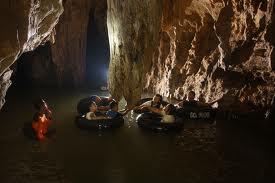 Wisata Daerah Jogja ( GOA PINDUL )
