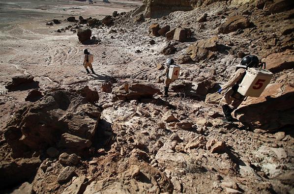 Mereka Ingin Tinggal di Mars