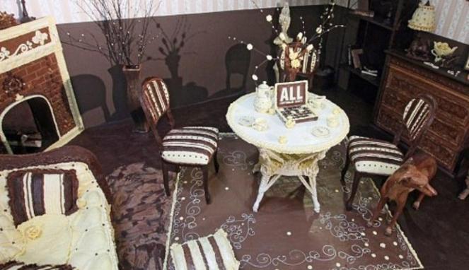 Rumah Impian, Seluruh Perabotnya dari Cokelat