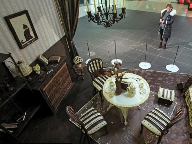 Rumah Impian, Seluruh Perabotnya dari Cokelat