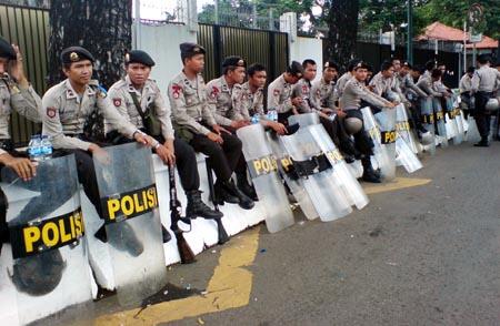 Apakah Anggapan &quot;Polisi&quot; adalah &quot;S*mpah masyarakat&quot; memang benar?