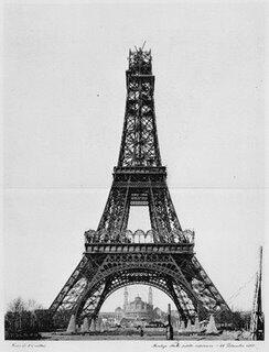 Sejarah dan Fakta Unik Tentang MENARA EIFFEL di PARIS