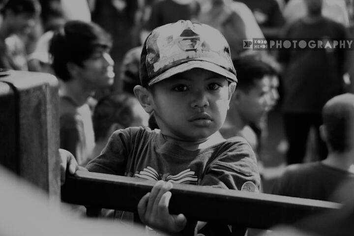 &#91;Street Story Photography&#93; Satu hari di kota hujan